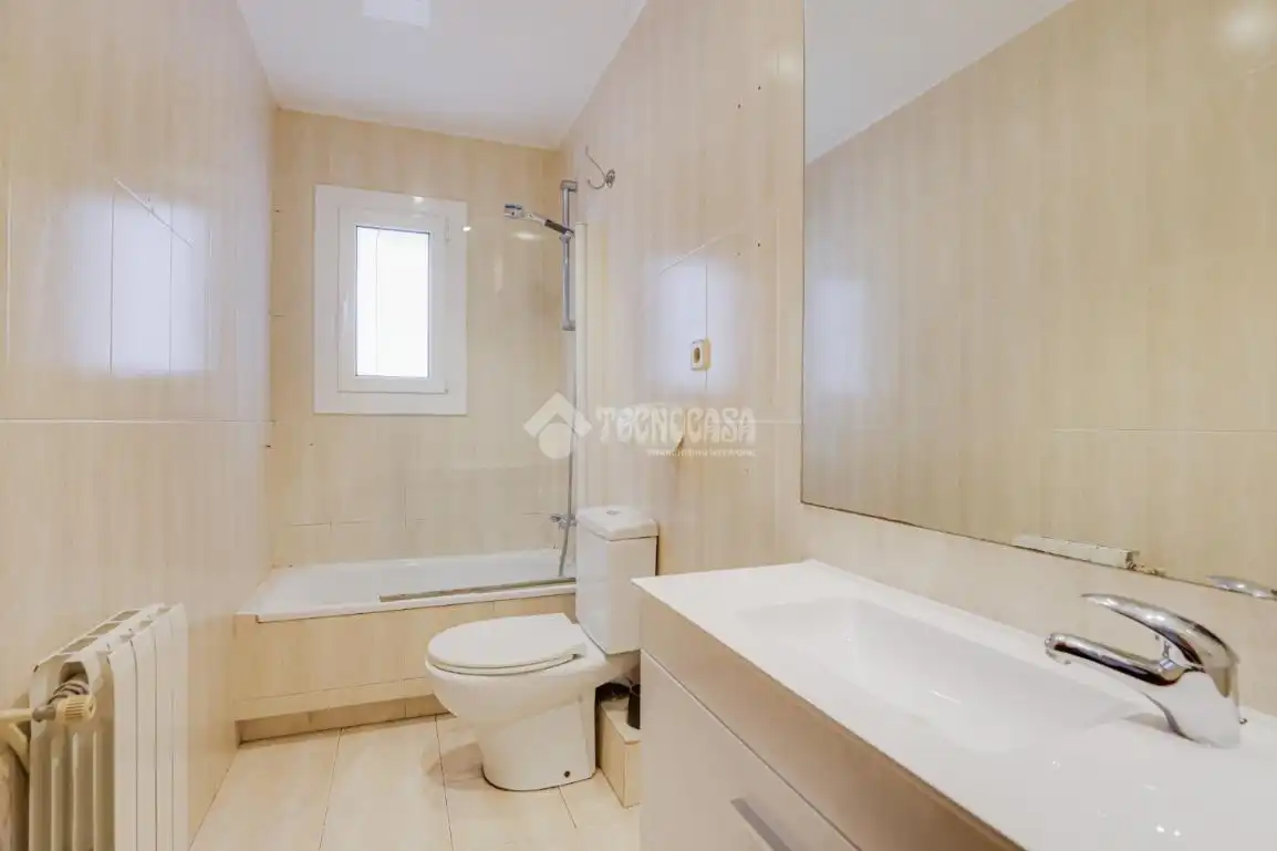 Baño de Piso en venta en L'Hospitalet de Llobregat