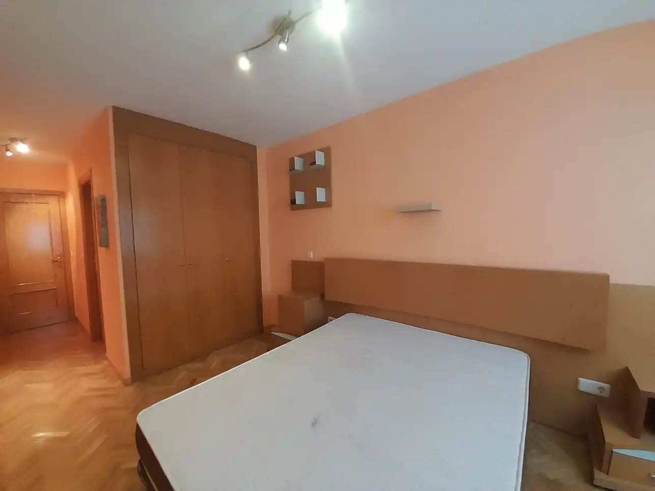 Schlafzimmer von Wohnung zum Verkauf in Villaverde