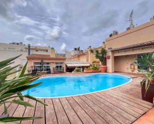 Swimming pool of Duplex for sale in Dénia  with Air Conditioner, Terrace and Swimming Pool