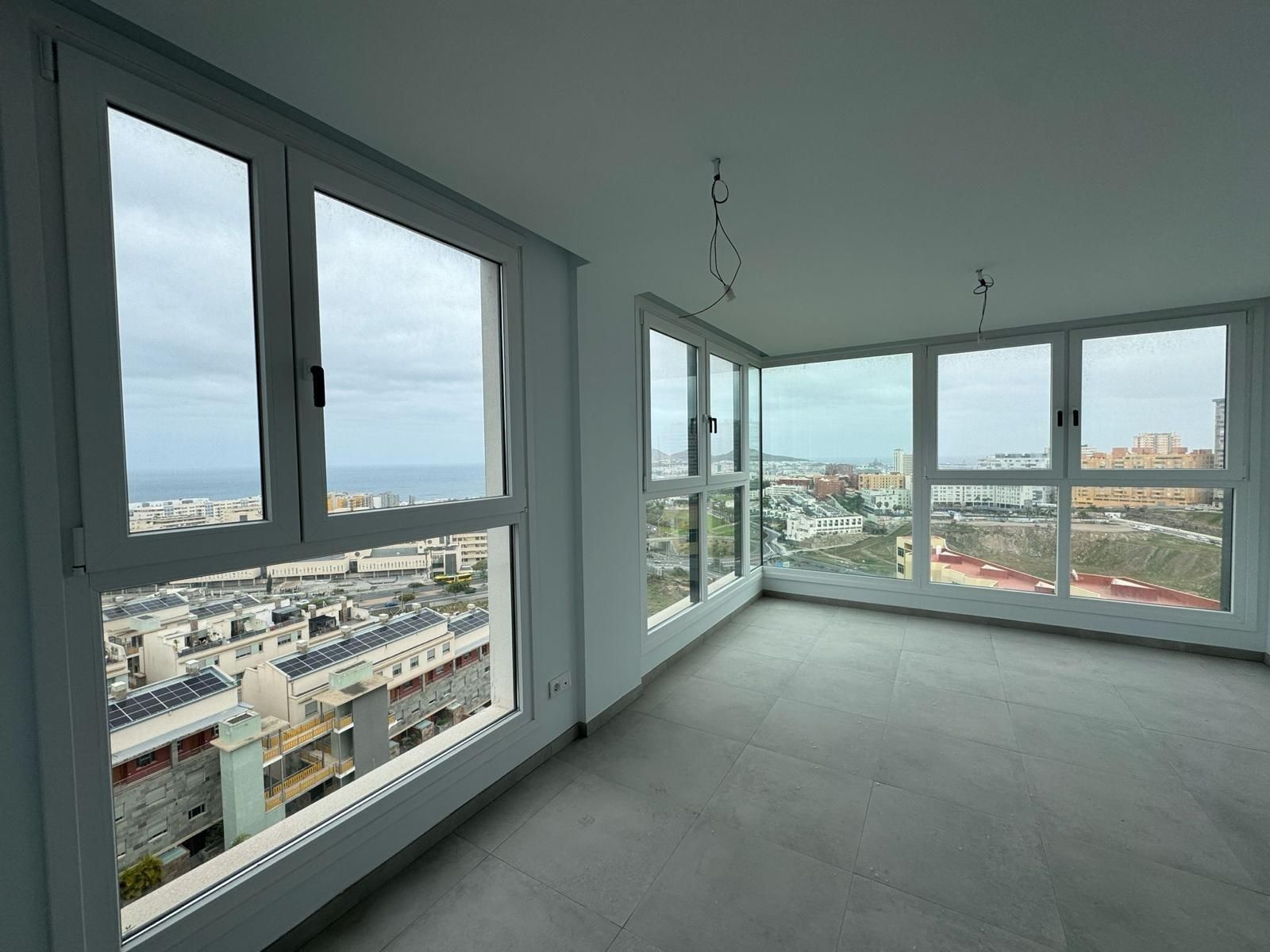 Exterior view of Flat for sale in Las Palmas de Gran Canaria  with Terrace, Storage room and Community pool