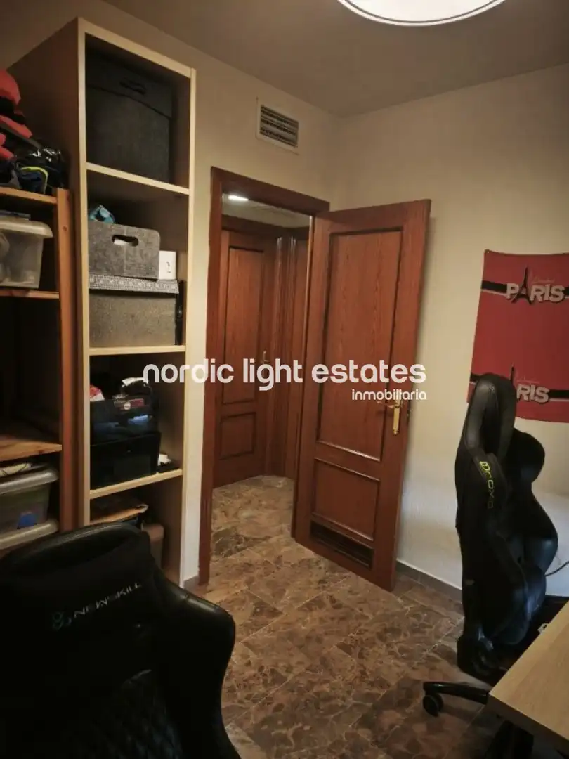 Piso en venta en Málaga con Terraza, Trastero y Piscina