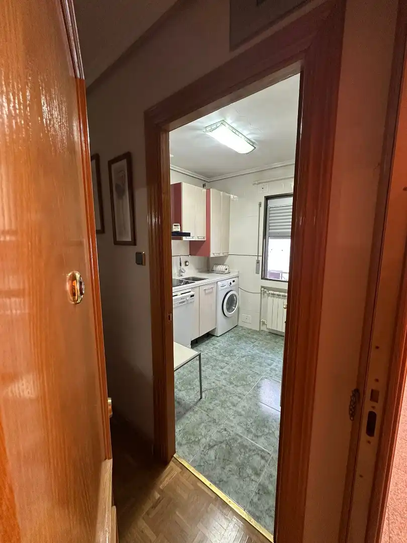Cuina de Pis en venda en Valladolid amb Calefacció, Parquet i Moblat