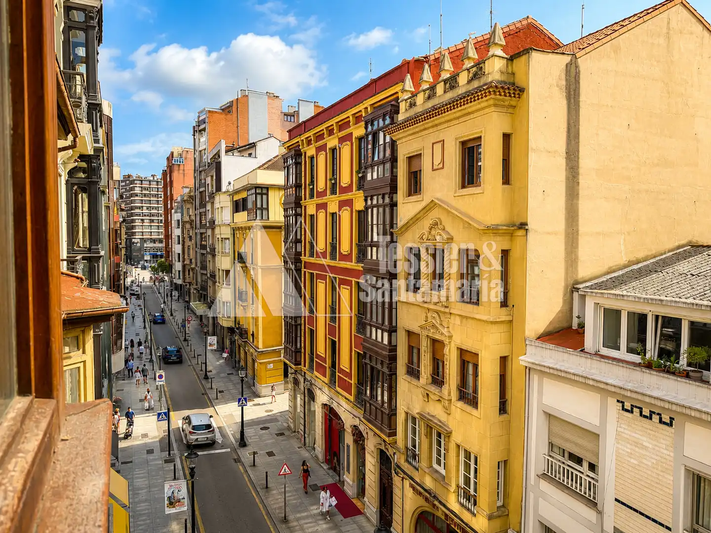 Vista exterior de Pis de lloguer en Gijón  amb Calefacció, Parquet i Moblat