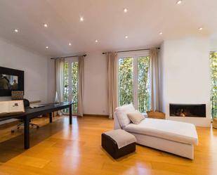 Attic to rent in Paseo las Ramblas, Sant Jaume