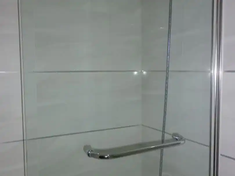 Bany de Apartament de lloguer en Dos Hermanas amb Aire condicionat, Moblat i Balcó
