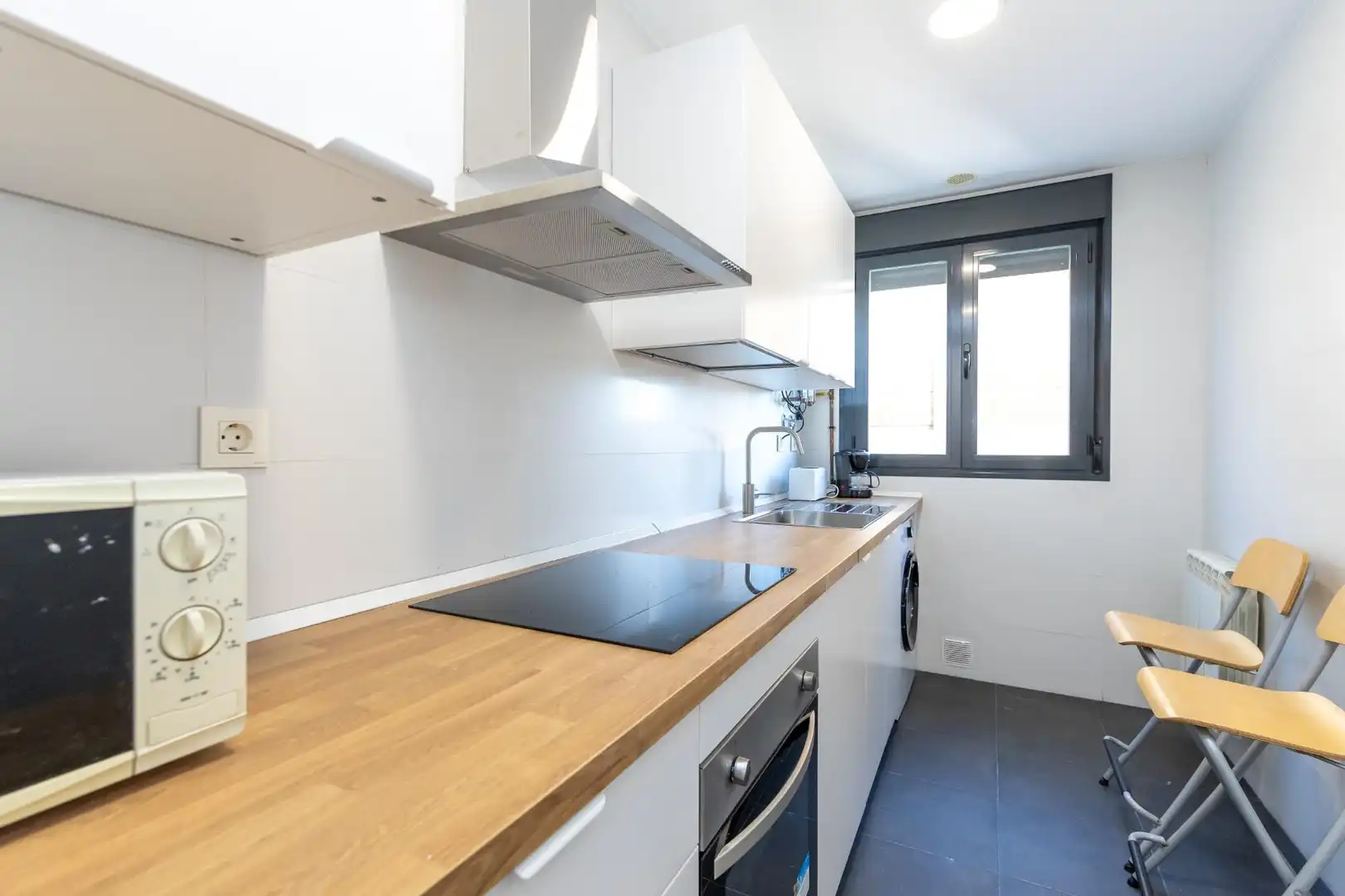 Flat for rent in Calle PDTA MANUEL SANTAELLA PER, Cervantes