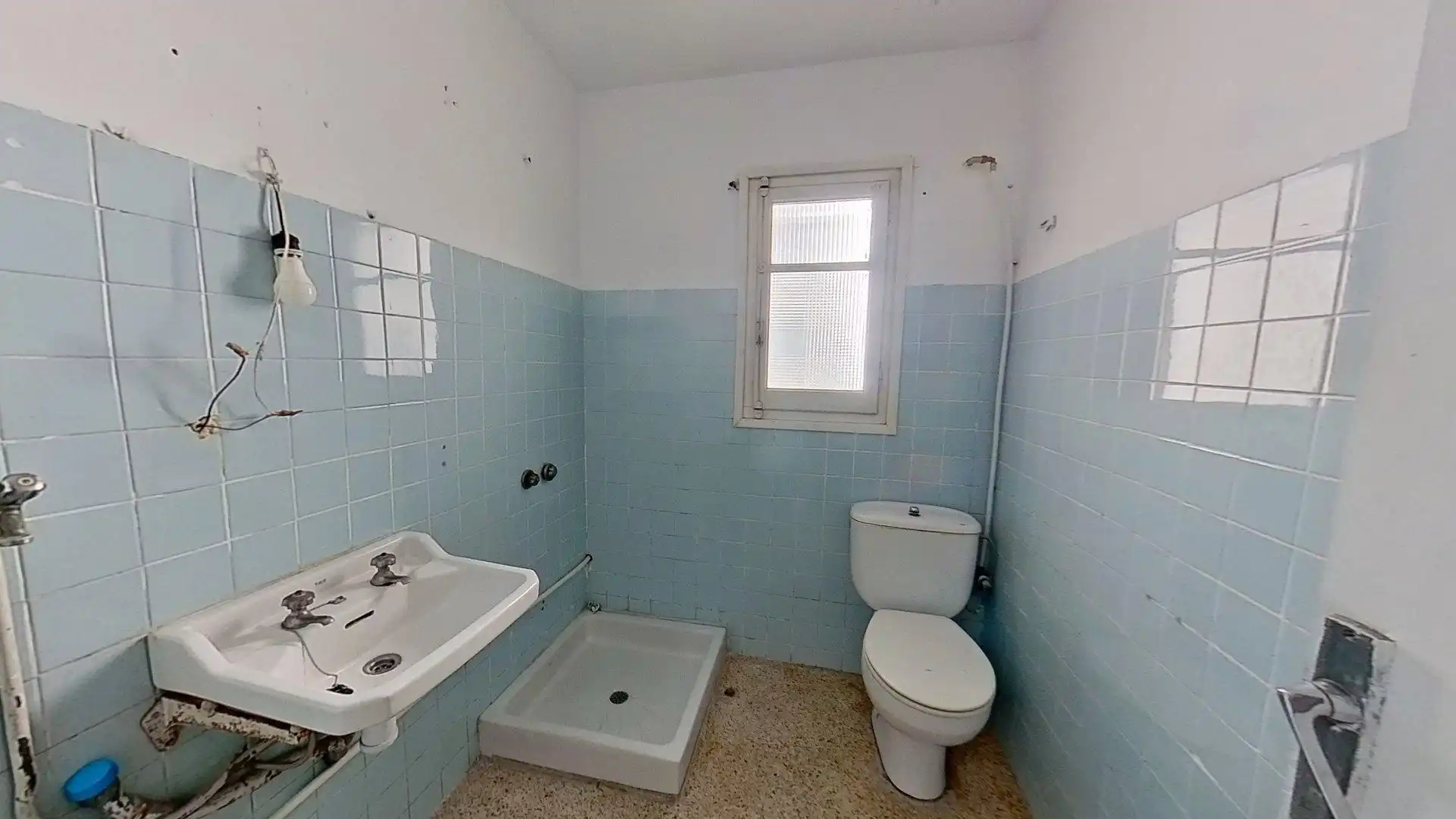 Badezimmer von Wohnung zum Verkauf in Valencia