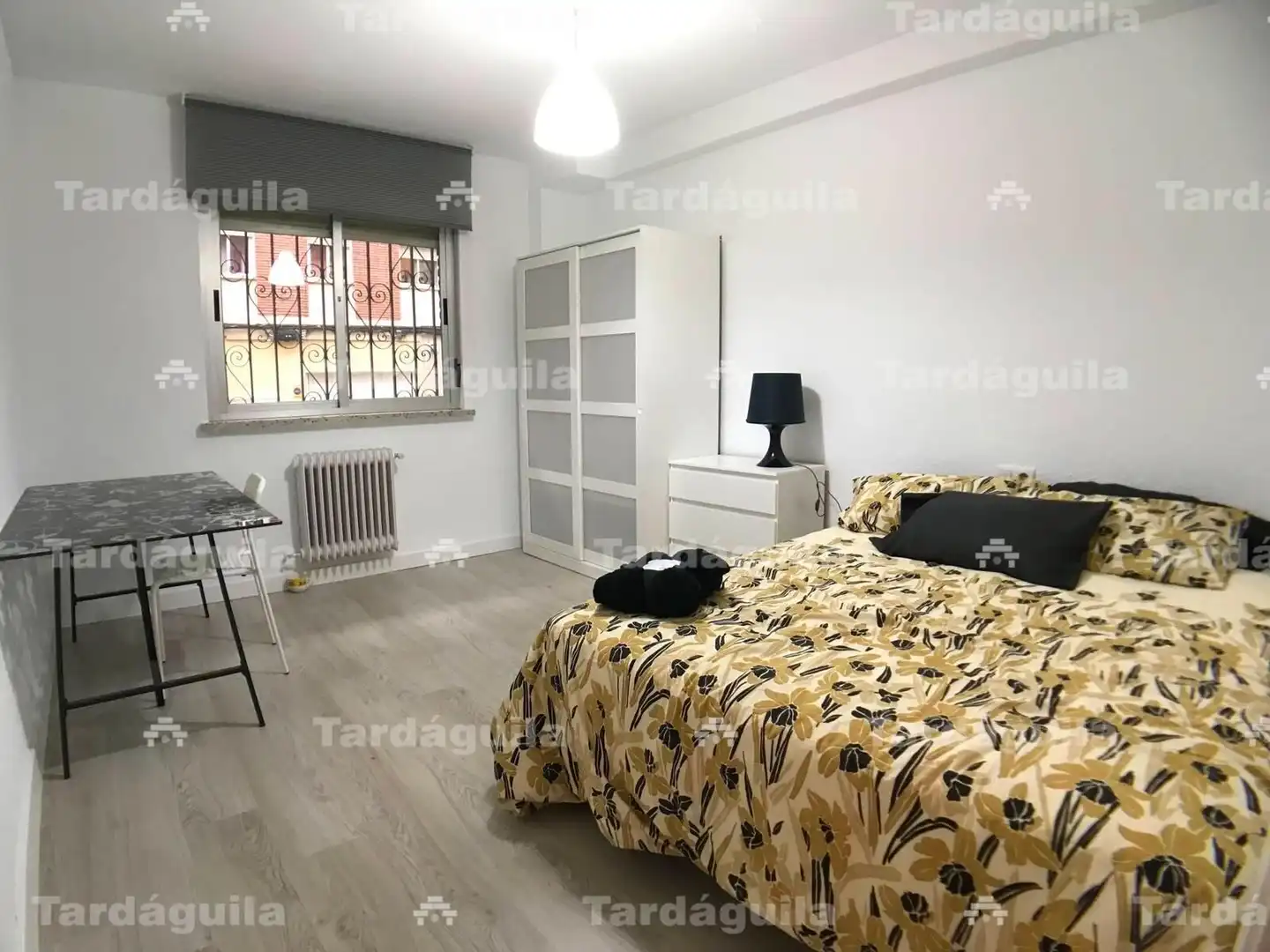 Bedroom of Flat for rent in Salamanca  with Heating