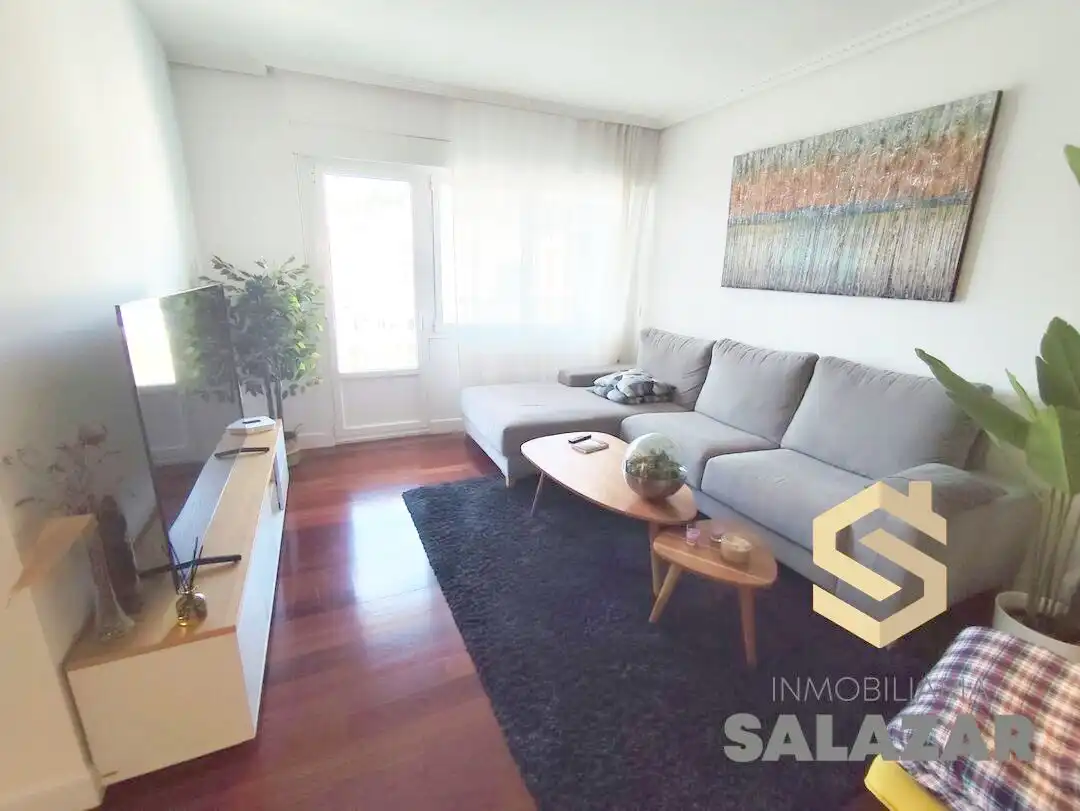 Piso con terraza en venta en Careaga Placido Plaza, imagen 9
