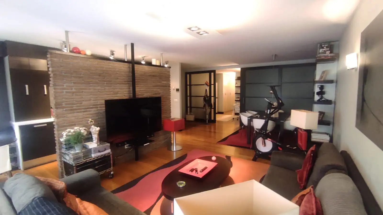 Sala de estar de Piso en venta en Eibar con Calefacción, Parquet y Amueblado