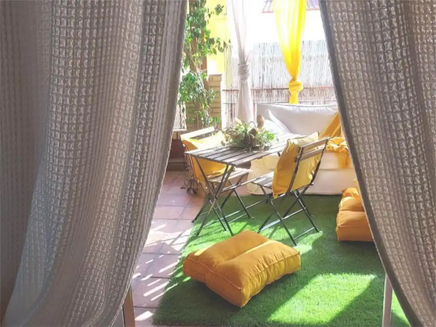 Terrasse von Wohnung zur Miete in Écija mit Klimaanlage und Balkon