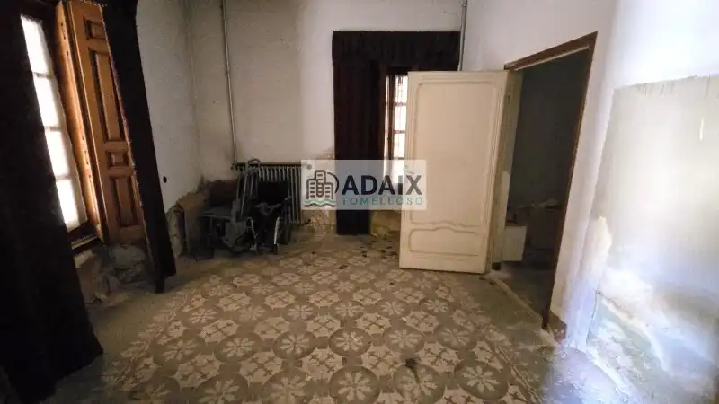 Casa con terraza en venta en Tomelloso, imagen 4