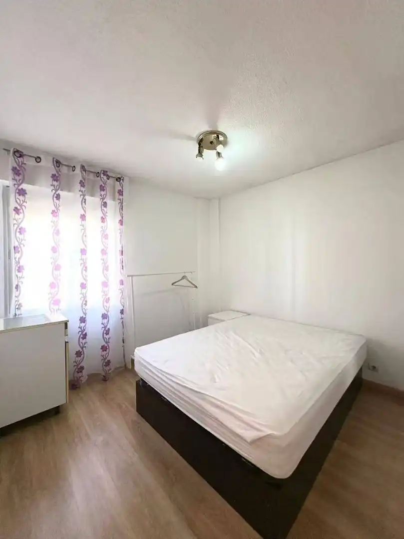Bedroom of Flat for sale in Móstoles  with Air Conditioner, Parquet flooring and Oven