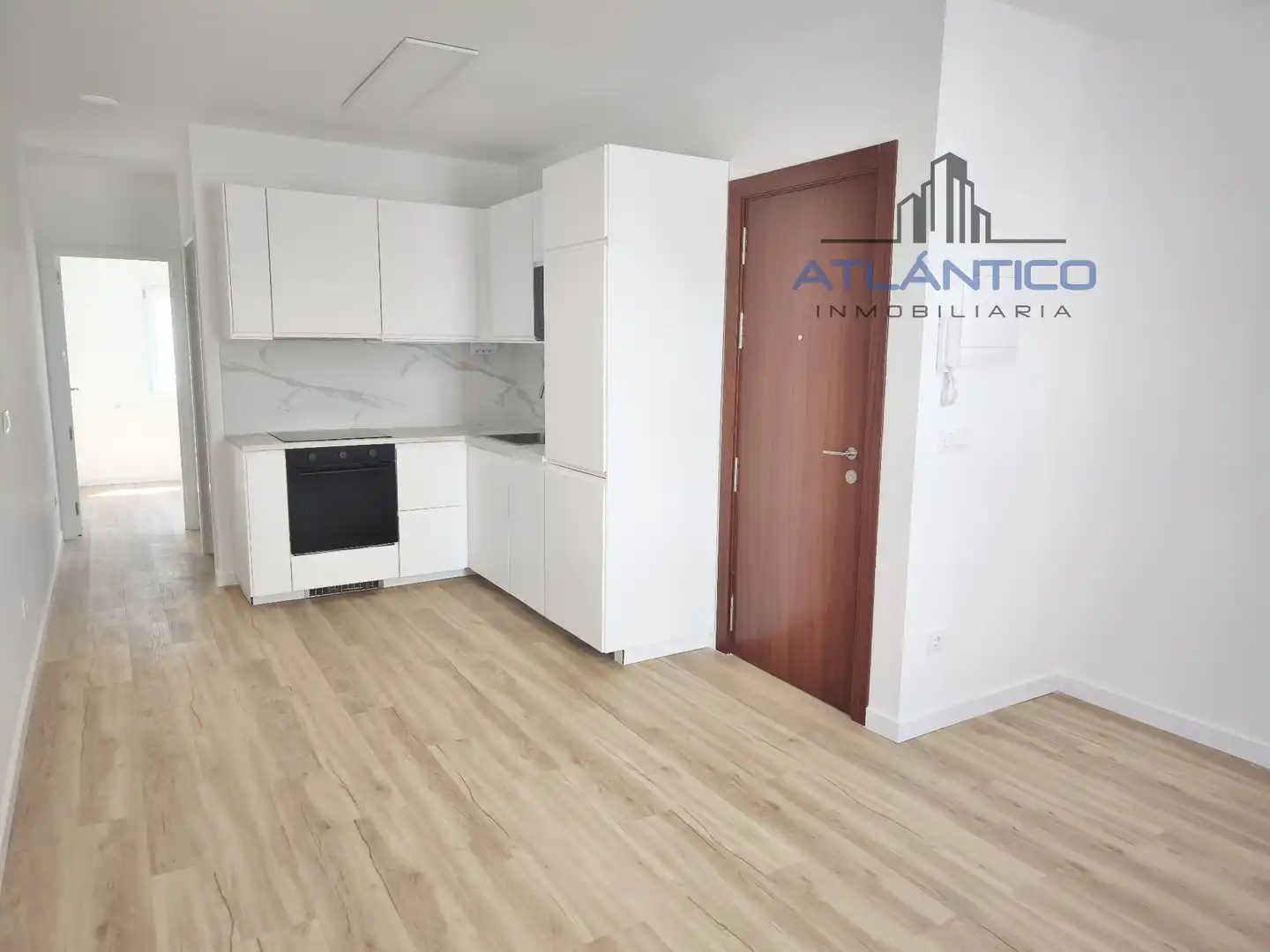 Kitchen of Apartments for rent in A Coruña Capital   with Heating, Oven and Washing machine