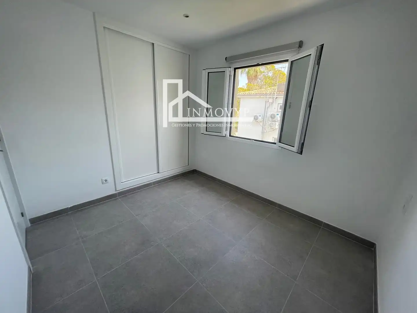 Schlafzimmer von Wohnung zur Miete in Alcúdia mit Klimaanlage, Heizung und Abstellraum