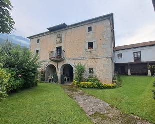 Vista exterior de Casa o xalet en venda en Ruesga amb Jardí privat, Moblat i Balcó