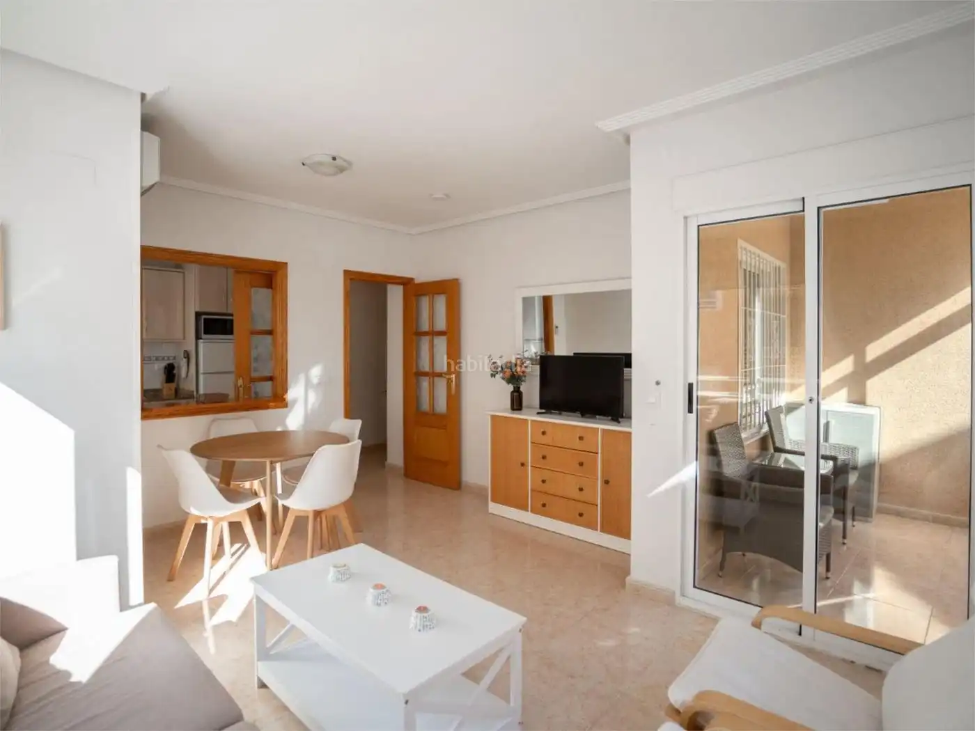 Appartamento con piscina in affitto a Urbanización los Leandros 8, imagen 2