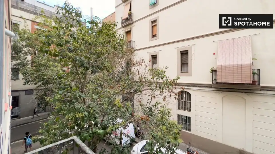 Flat with terrace to rent in Sants - Montjuïc