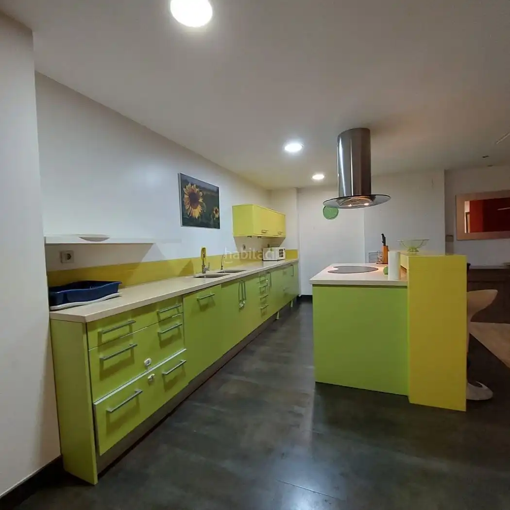 Loft for sale in Carrer de Ramon Berenguer IV 32