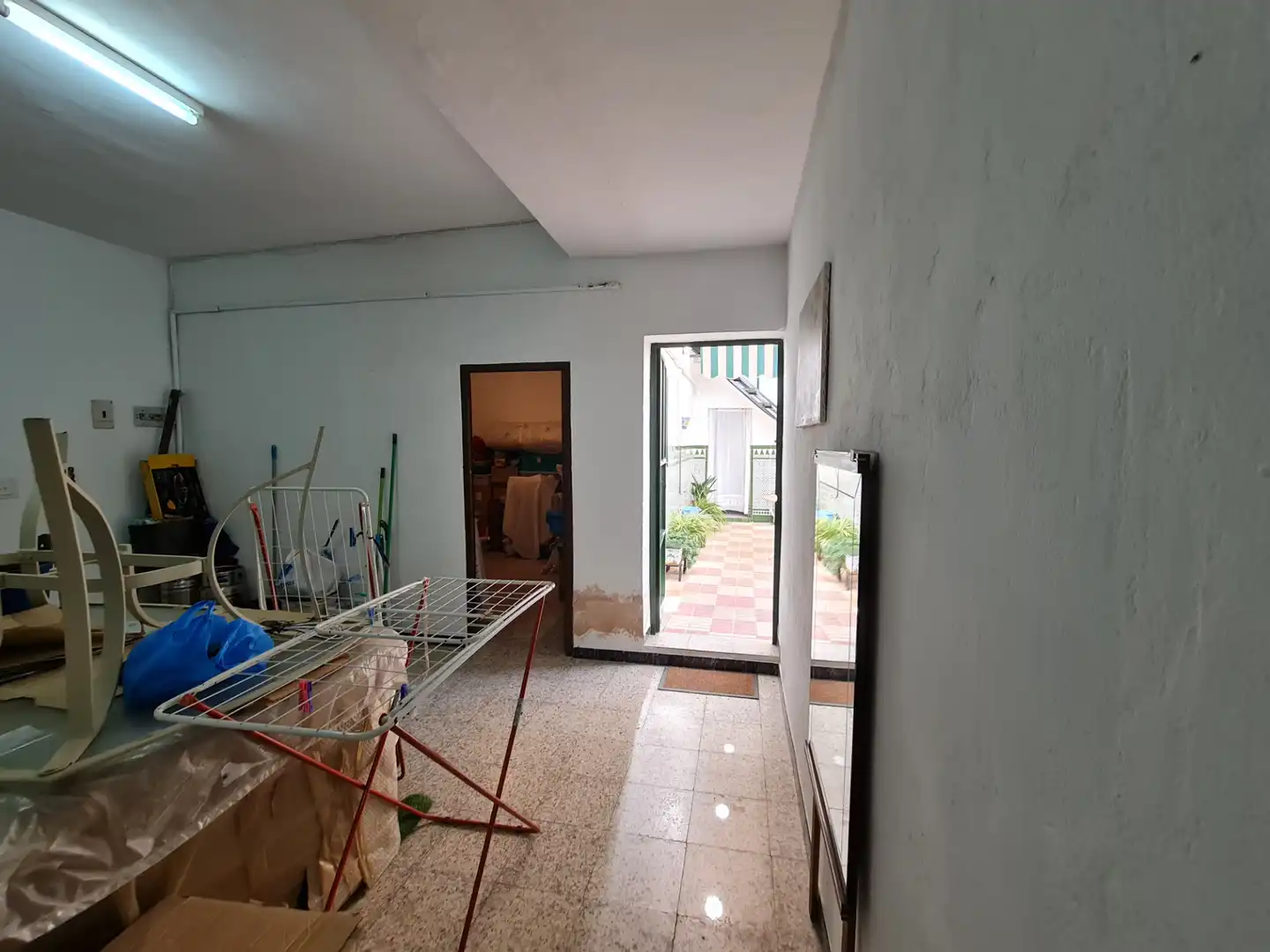 Houses for sale in Camas  with Air Conditioner, Terrace and Storage room