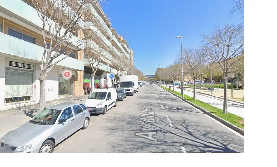Vista exterior de Garaje de alquiler en Badalona