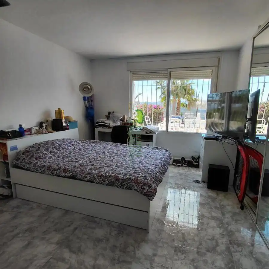 Dormitori de Finca rústica en venda en Vélez-Málaga amb Aire condicionat, Terrassa i Traster