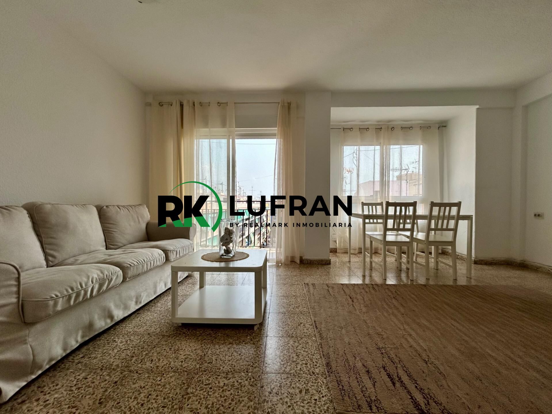 Piso en venta en Altozano - Conde Lumiares