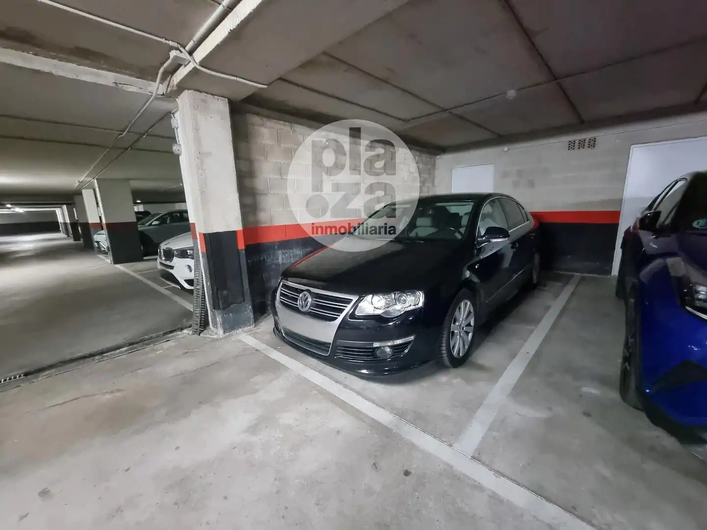 Parking de Piso en venta en Burgos con Calefacción, Terraza y Trastero