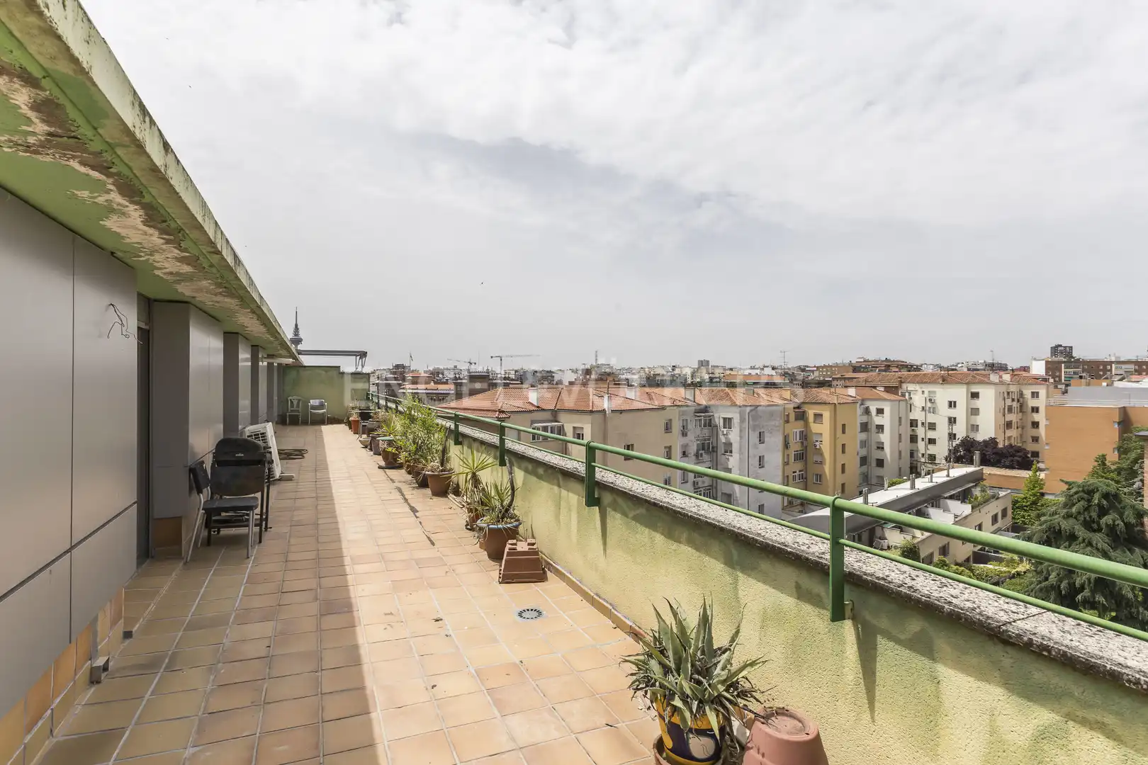 Terraza de Ático en venta en Madrid con Calefacción y Terraza