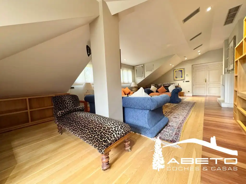 Sala de estar de Casa o chalet en venta en Madrid