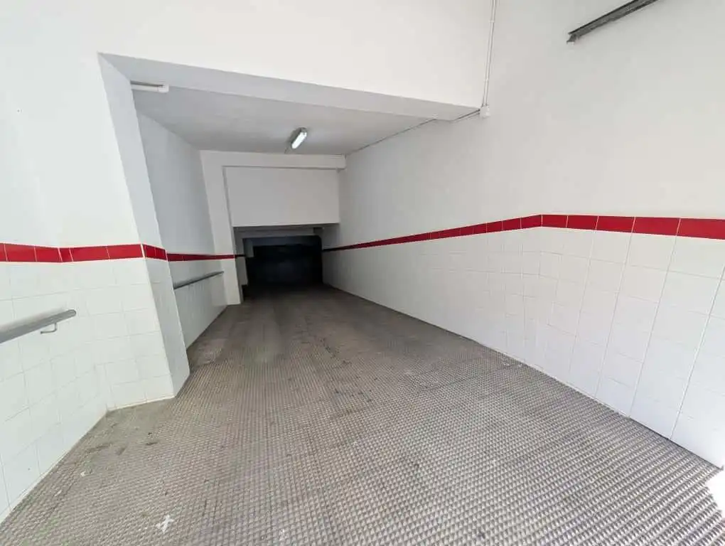 Aparcament de Dúplex en venda en Gandia amb Aire condicionat, Terrassa i Traster