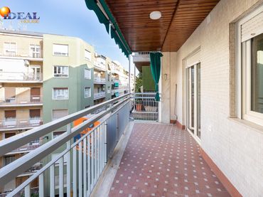 Pis amb balcó en venda a Ronda
