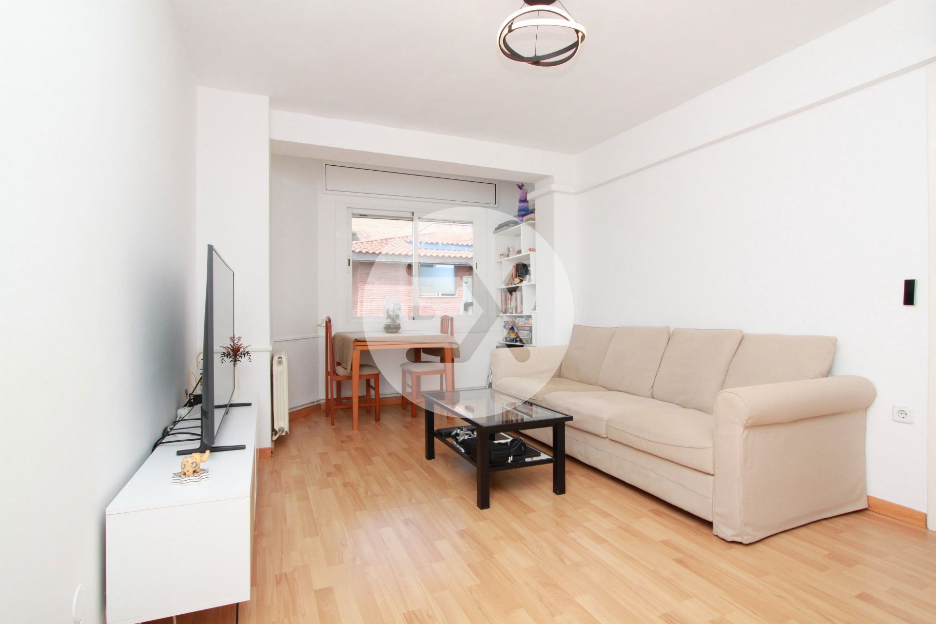 Sala d'estar de Pis en venda en Castelldefels amb Aire condicionat, Calefacció i Parquet