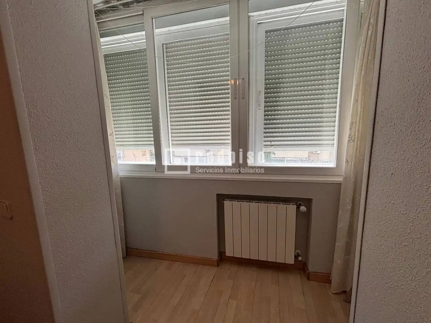 Habitación de Piso en venta en Madrid con Calefacción y Terraza