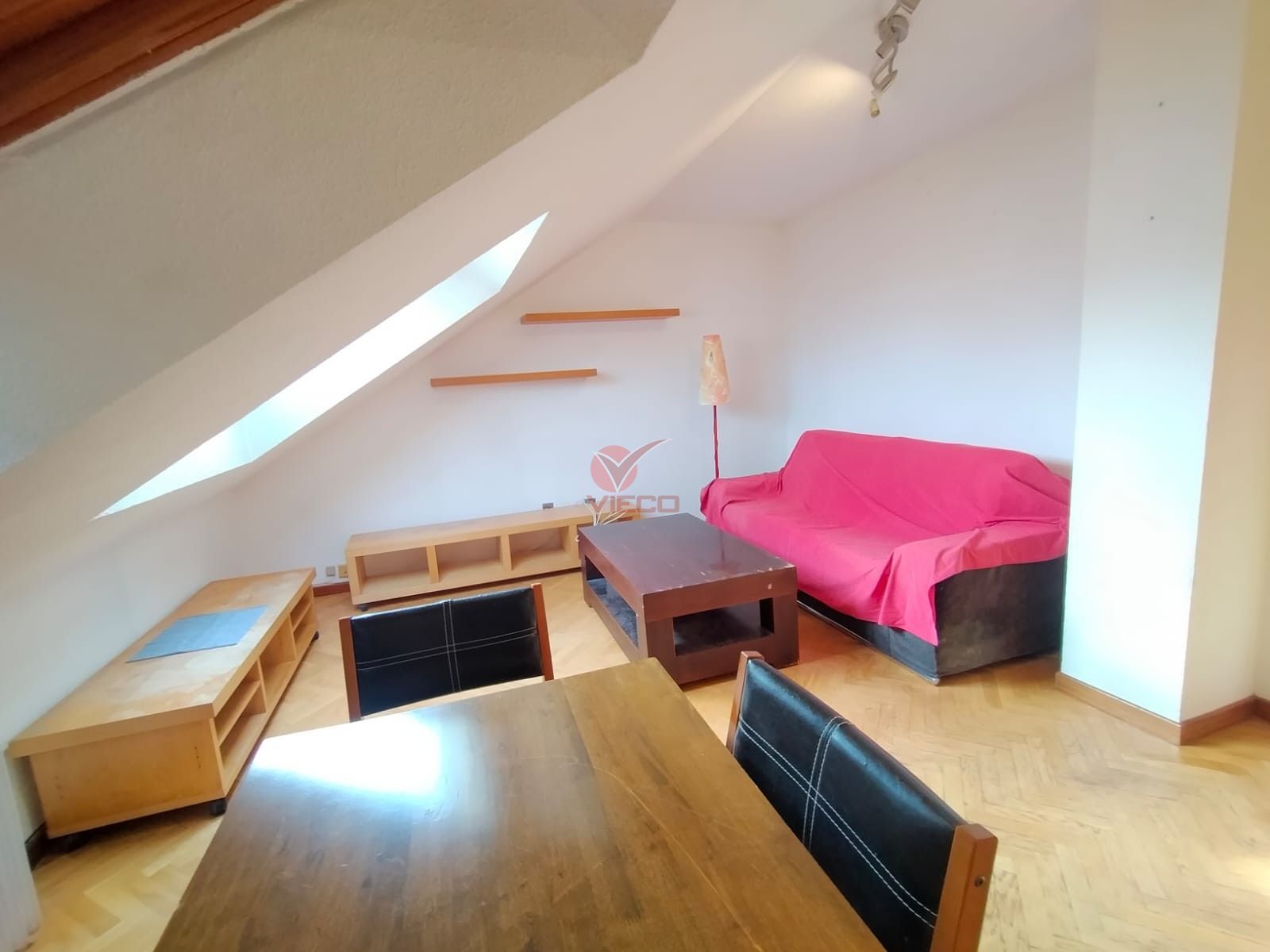 Sala d'estar de Pis en venda en Cuenca Capital amb Calefacció