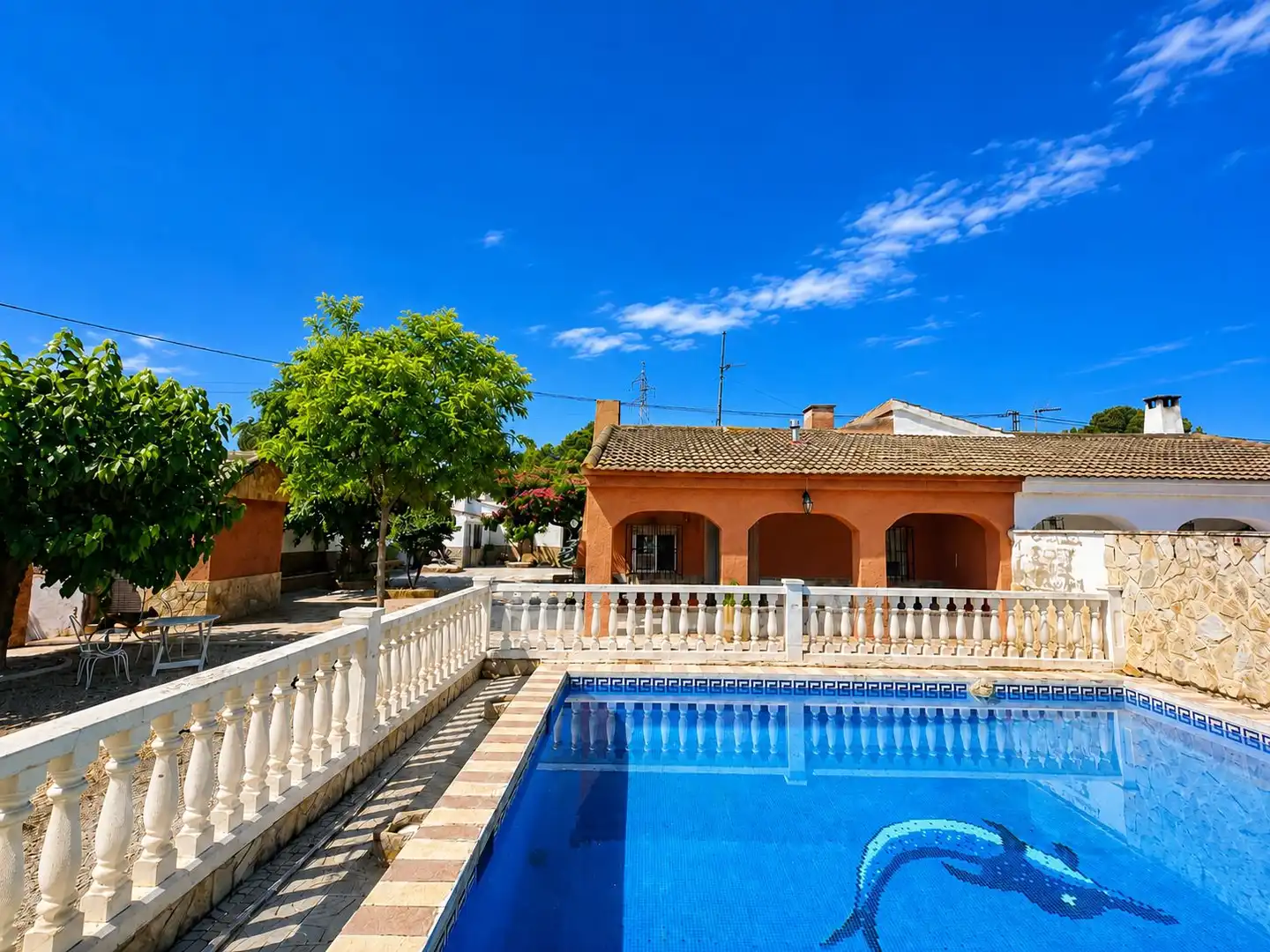 Außenansicht von Haus oder Chalet zum Verkauf in Castalla mit Heizung, Terrasse und Abstellraum