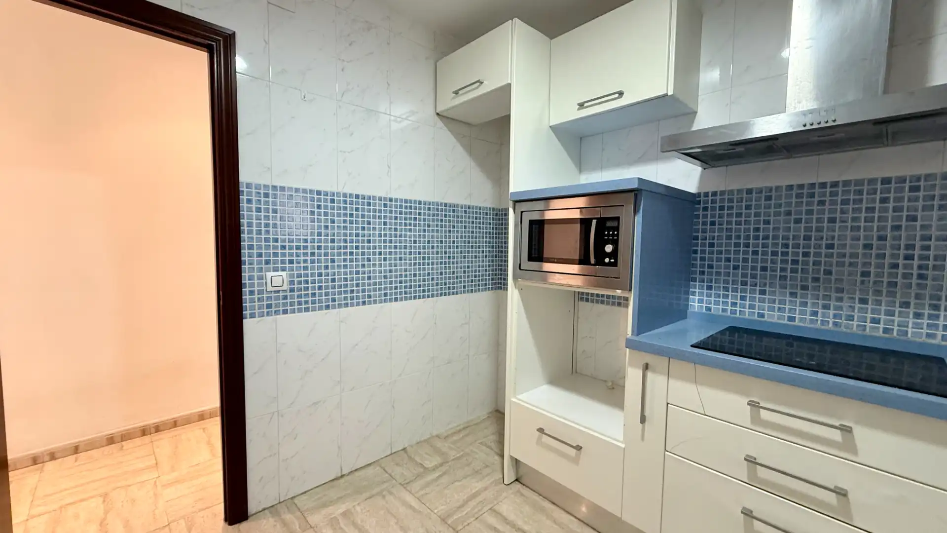 Cocina de Piso en venta en Cádiz con Aire acondicionado