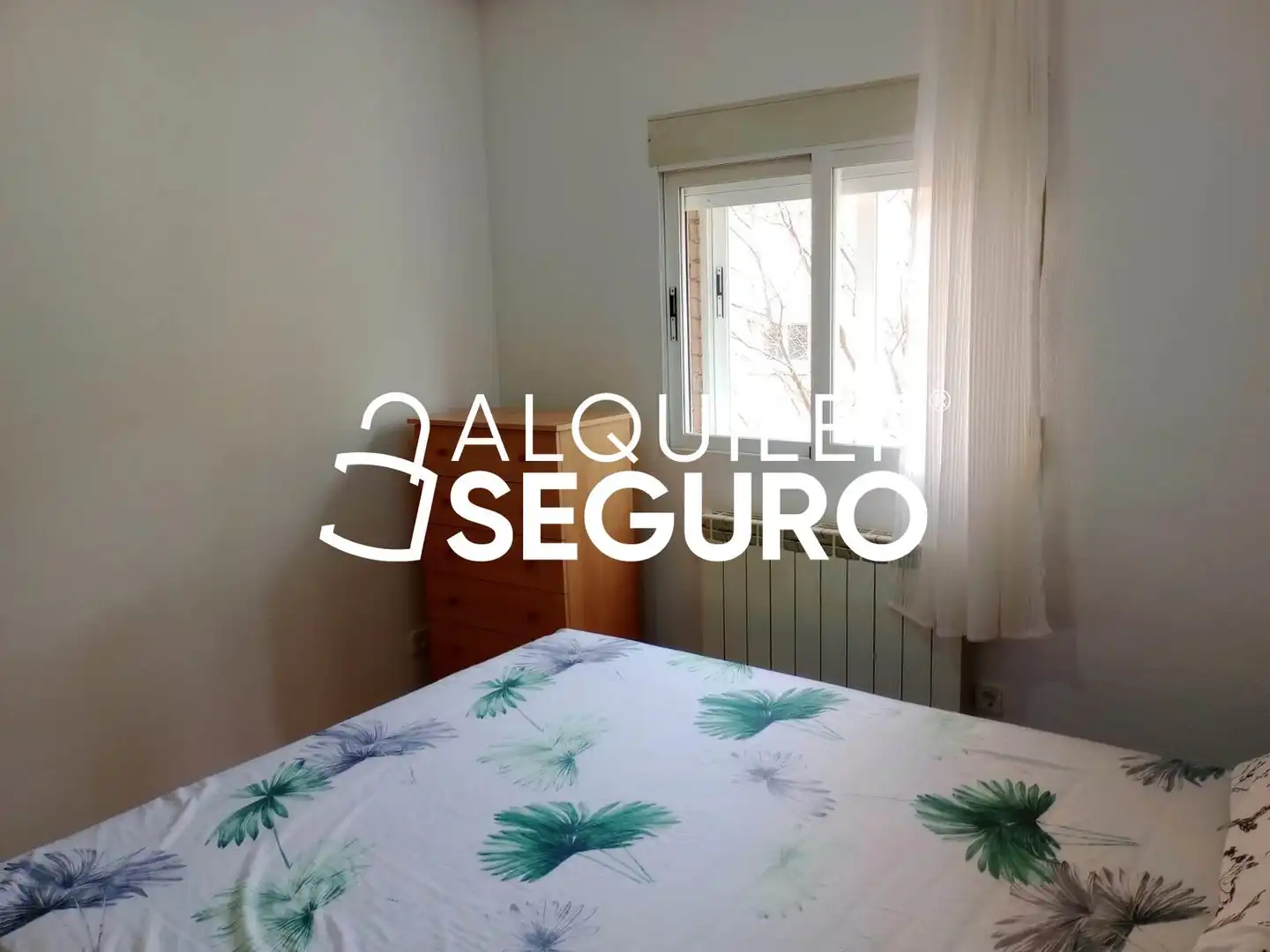 Bedroom of Flat for rent in Madrid  with Heating and Furnished