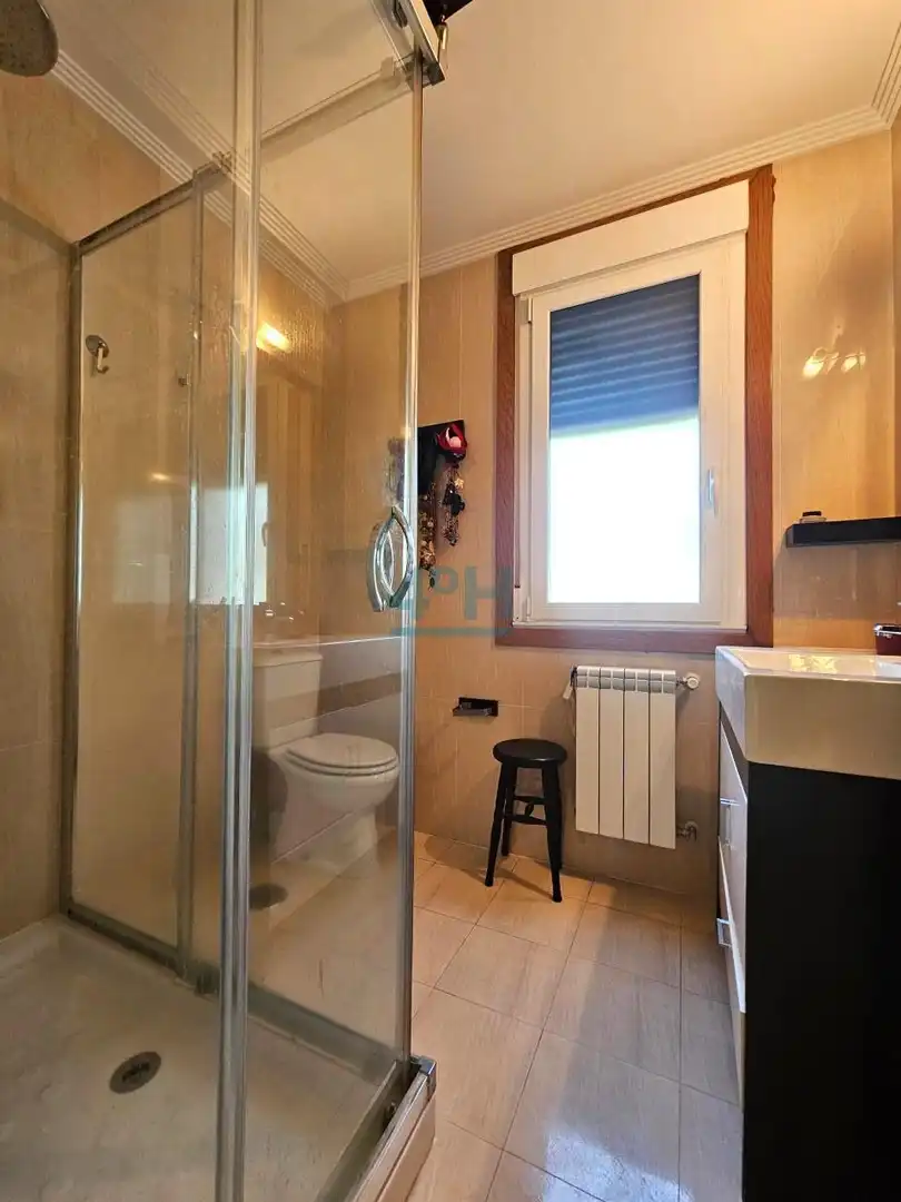 Bany de Casa o xalet en venda en Nogueira de Ramuín amb Calefacció, Jardí privat i Terrassa