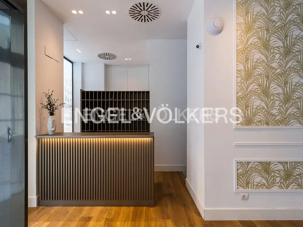 Ático en venta en Valencia con Aire acondicionado, Calefacción y Jardín privado