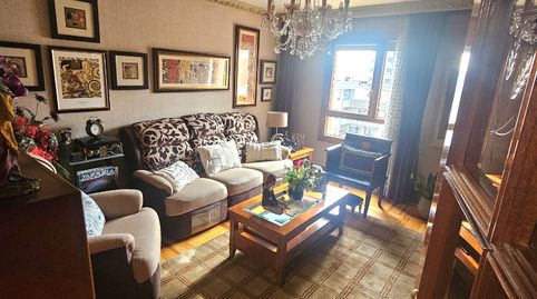 Foto 2 de Piso en venta en Calle Santutxu, Santutxu - Basarrate, Bilbao
