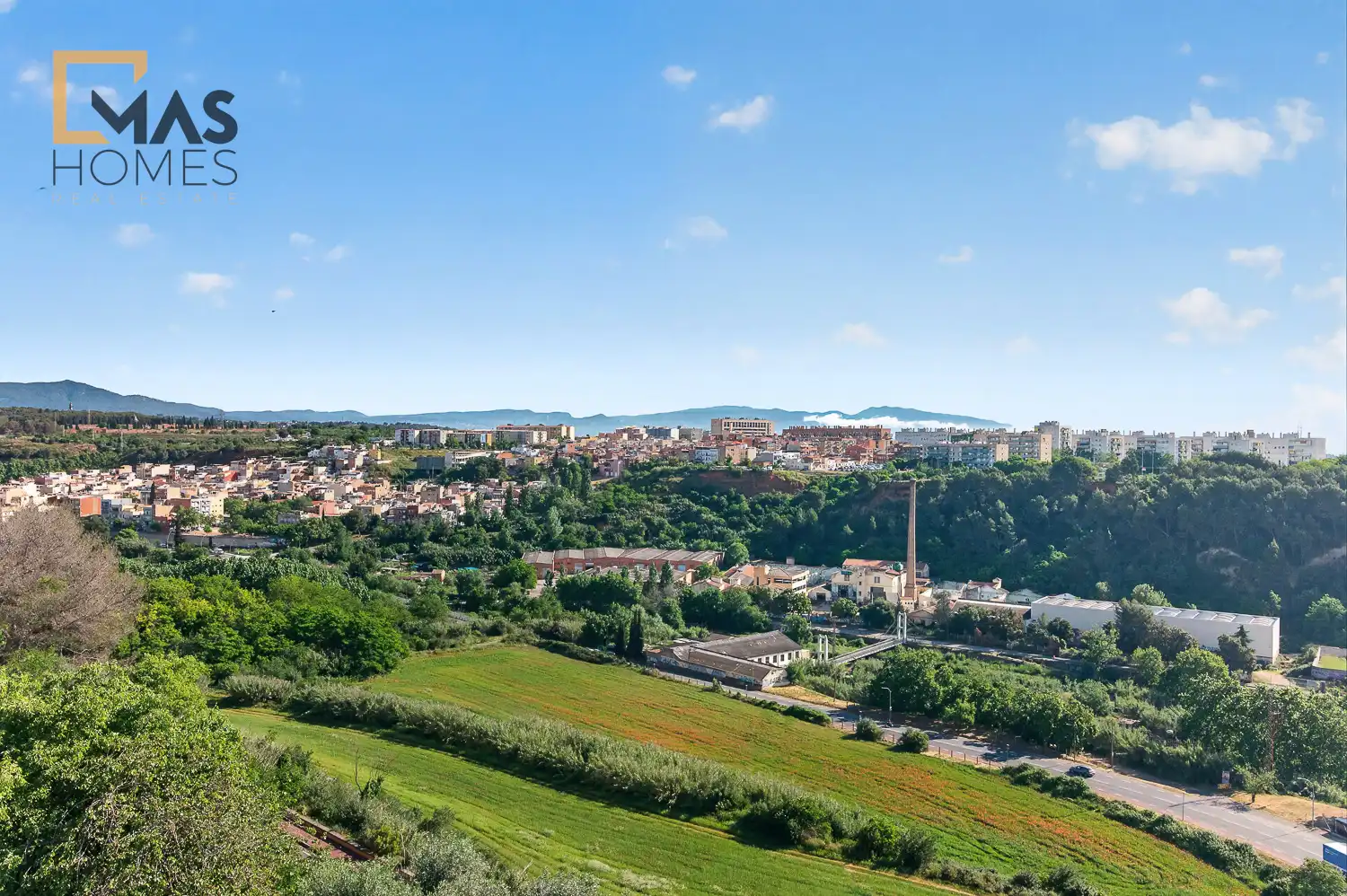 Außenansicht von Wohnung zum Verkauf in Sabadell mit Klimaanlage, Heizung und Terrasse