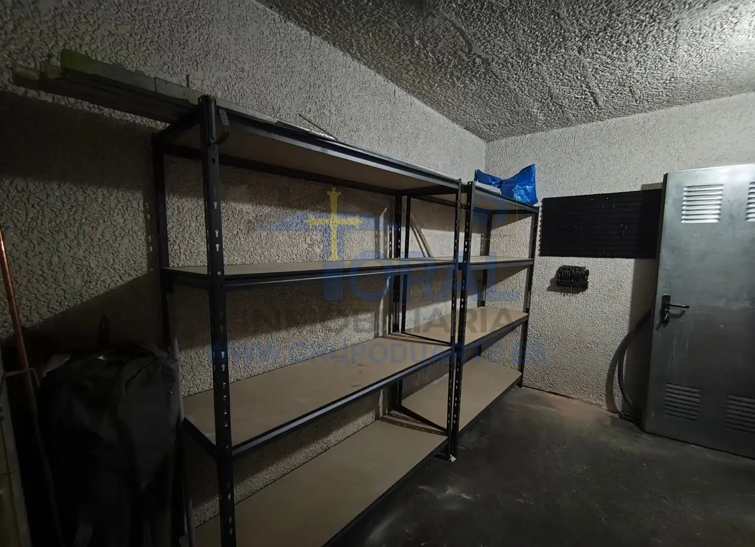 Storage room for sale in Siero