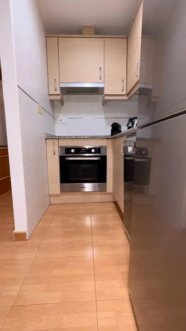 Küche von Wohnung zur Miete in Santa Pola mit Klimaanlage, Abstellraum und Möbliert