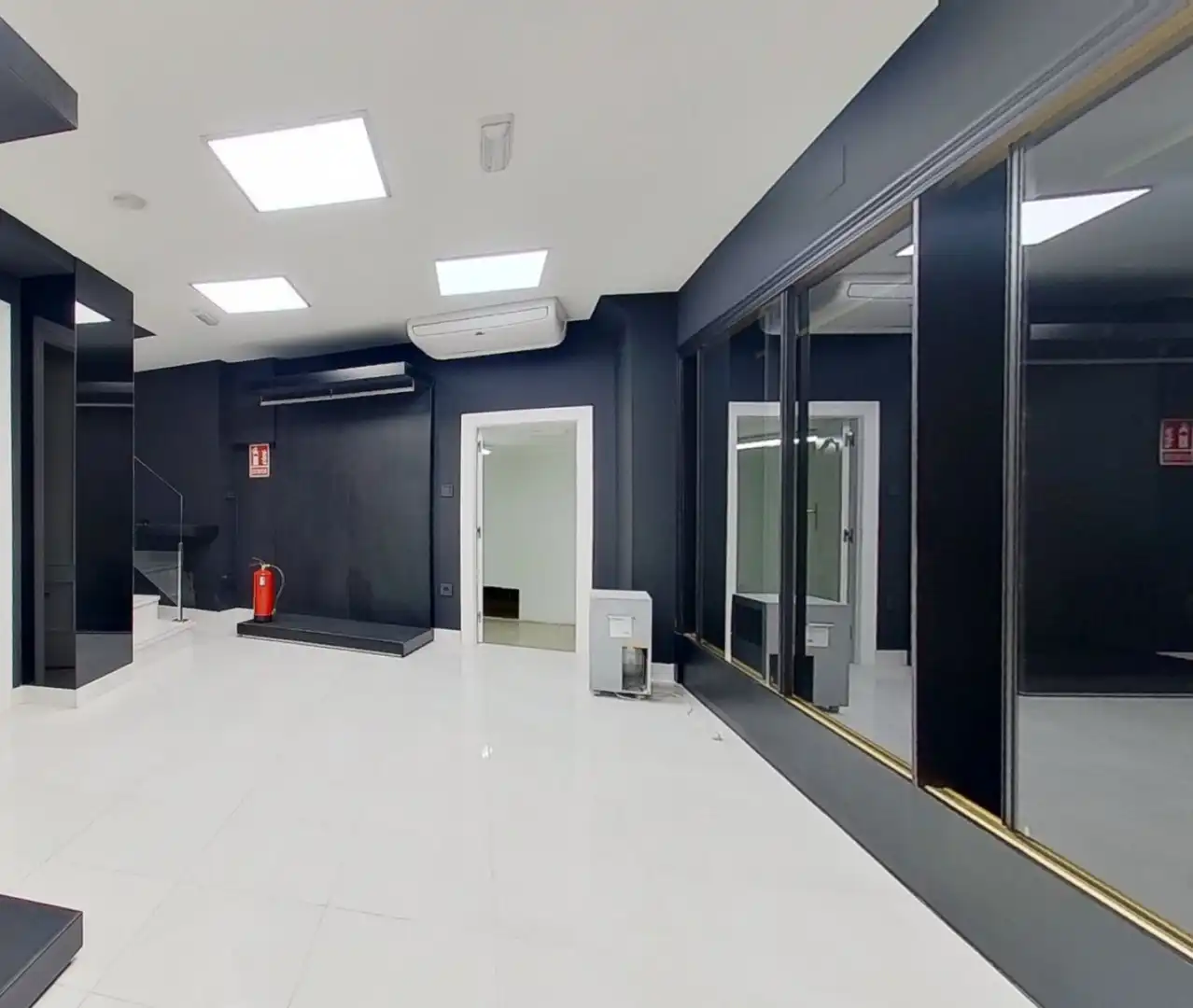 Commercial properties for rent in Torrelavega   with Air Conditioner