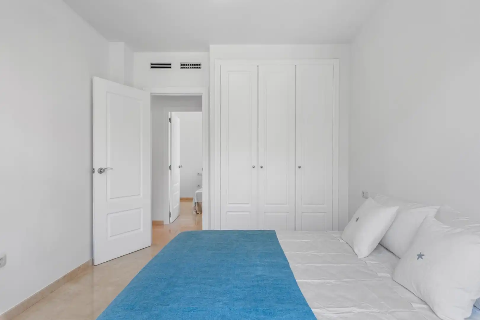 Bedroom of Flat for sale in Finestrat  with Storage room, Swimming Pool and Community pool