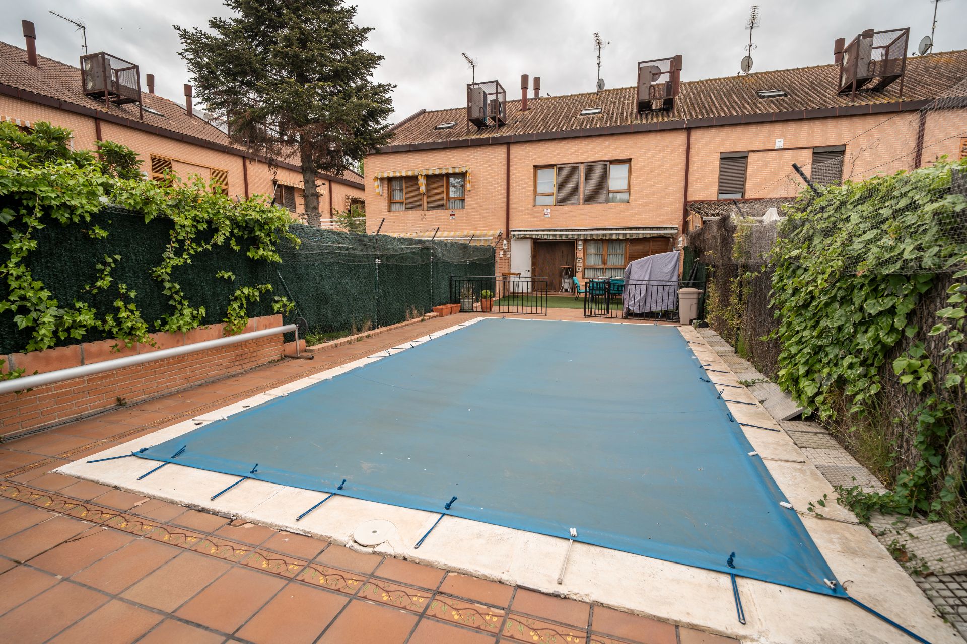 Piscina de Casa o xalet en venda en Pinto amb Aire condicionat, Calefacció i Jardí privat