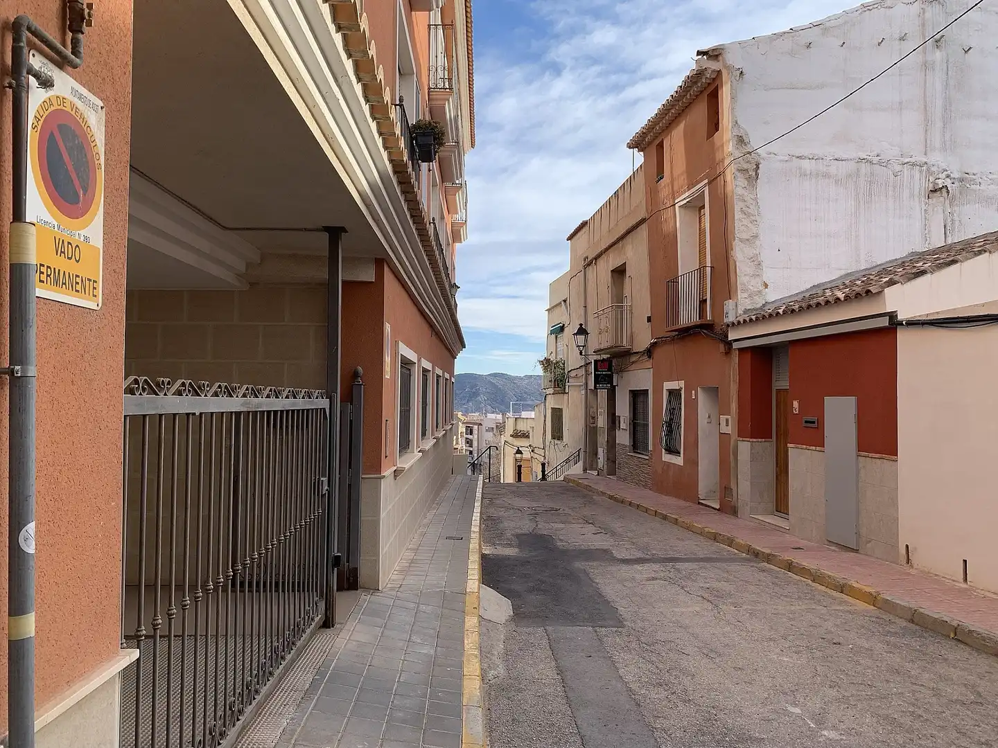 Vista exterior de Dúplex en venta en Agost con Amueblado