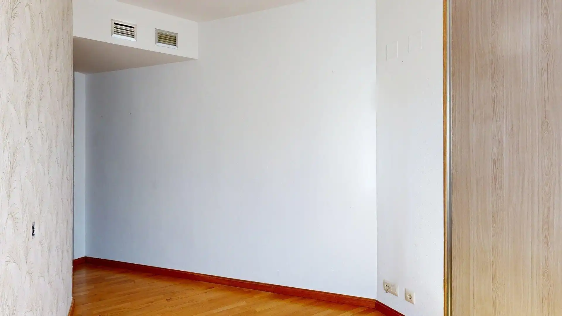 Flat for sale in Calle de Altair, 11, Valdefierro