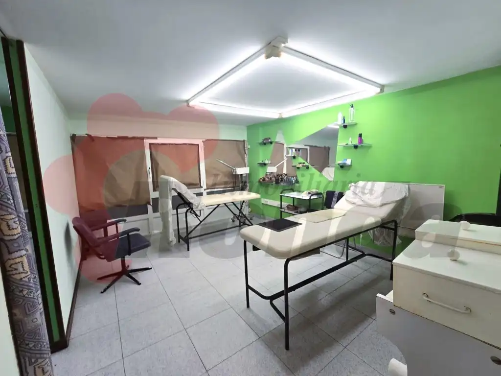 Local comercial en venta en A Milagrosa, imagen 4
